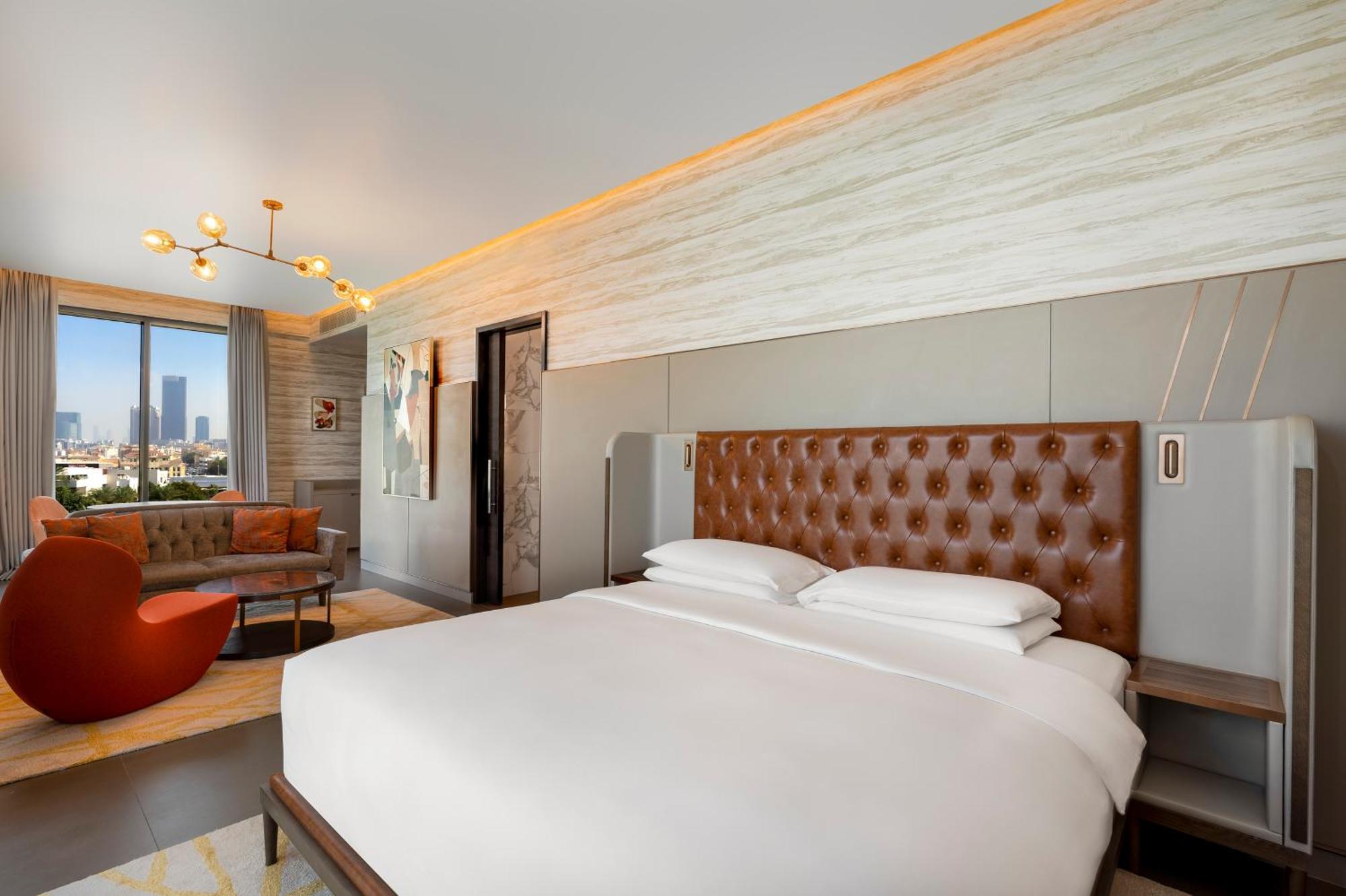 Hyatt Centric Jumeirah Дубай Экстерьер фото A bedroom at the hotel