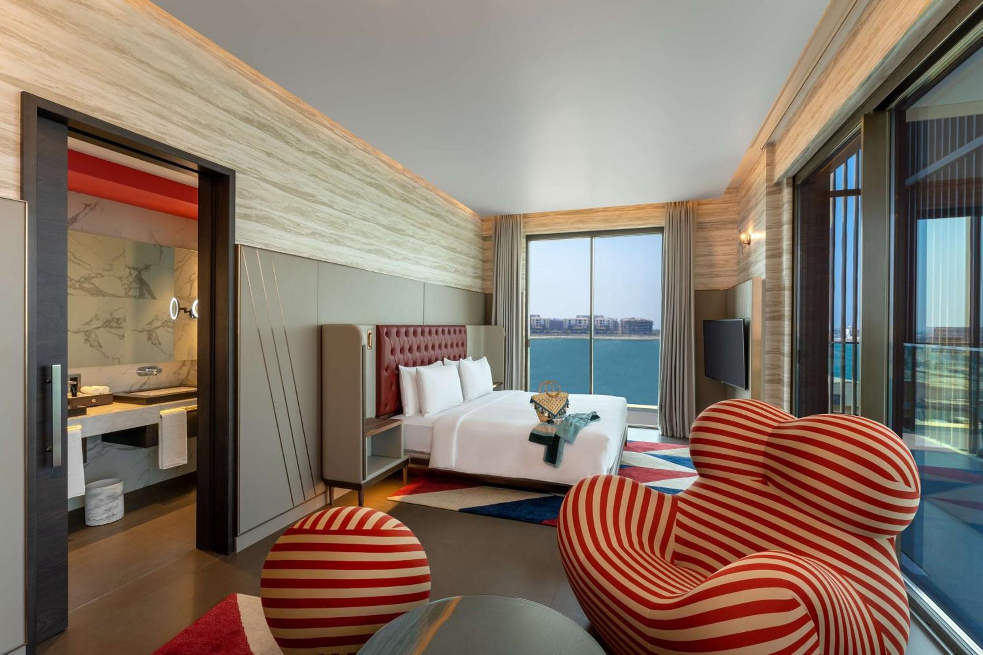 Hyatt Centric Jumeirah Дубай Экстерьер фото A suite at the W Abu Dhabi - Yas Island
